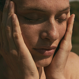 Поздравляем с 8 марта!