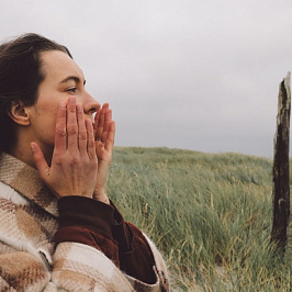 Уход за чувствительной смешанной кожей лица